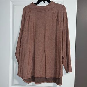 AVA + VIV Plus Size Top